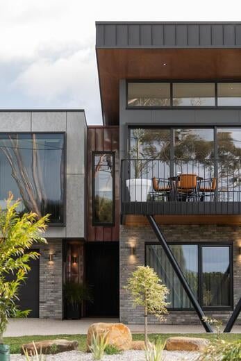 Hawley House — showcase 6