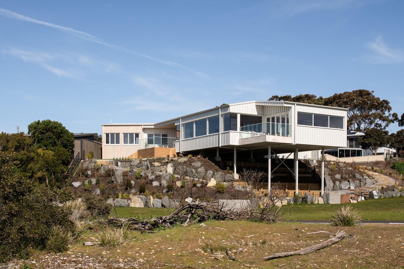 Port Don — showcase 3